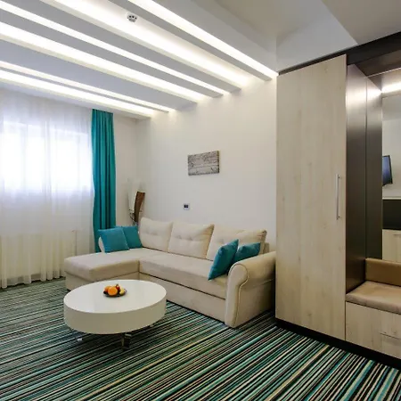 Prezident Bed & Breakfast 4*